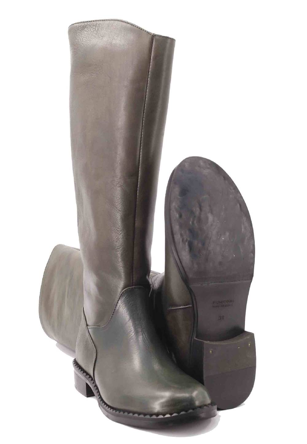 L'ARIANNA Stivali ST1458 a tubo in pelle vintage verde con tacco basso Outlet