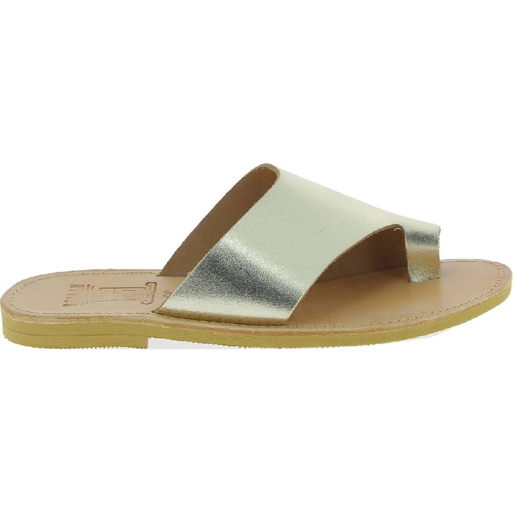 Lartigiano Del Cuoio Sandali infradito slip-on da donna fatti a mano in pelle di vitello laminata oro 2025