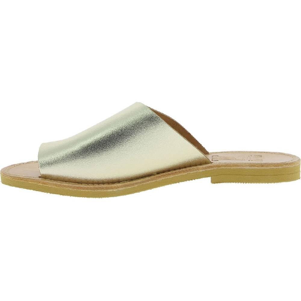 Lartigiano Del Cuoio Sandali infradito slip-on da donna fatti a mano in pelle di vitello laminata oro 2025