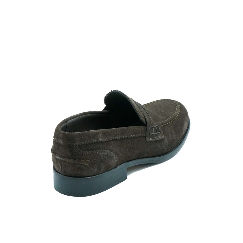 Lea Gu mocassino in camoscio, bocca di leone frontale, tacco 25mm Moda