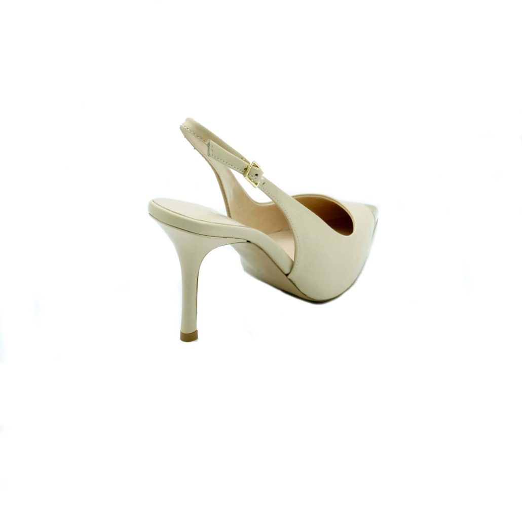 Lea Gu slingback in nappa con punta metallica, tacco 85mm Sconti VIP