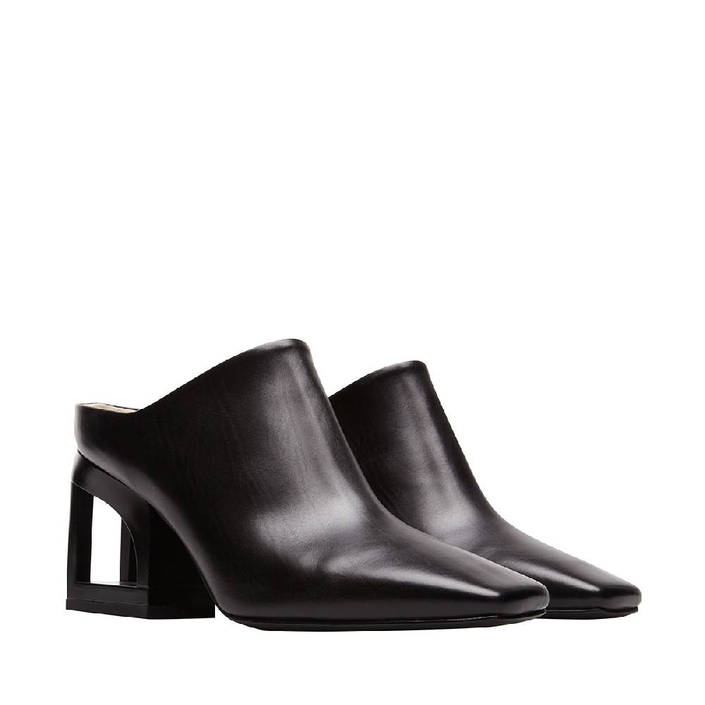Lella Baldi Zaha Moda