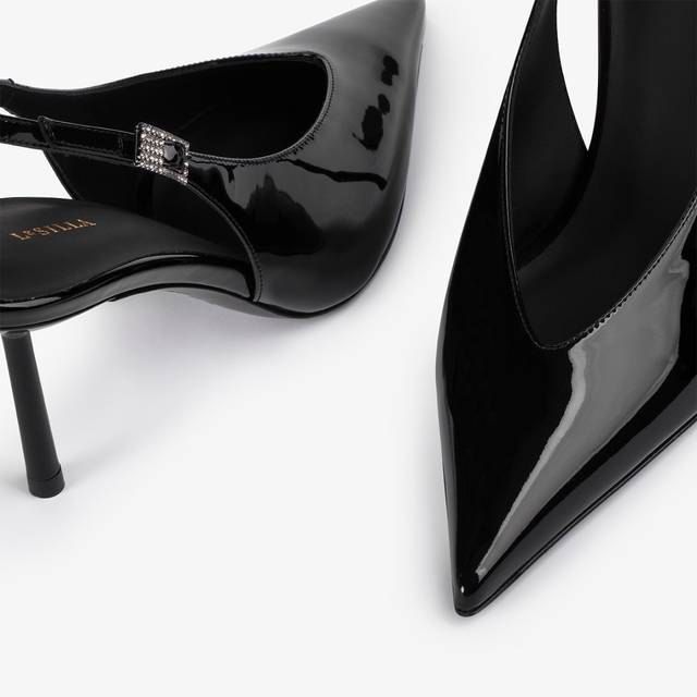 Le Silla Slingback vernice nera In Vendita