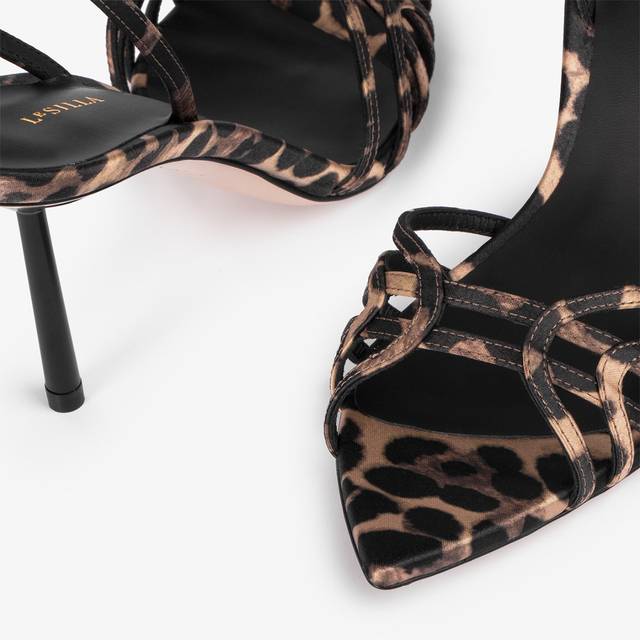Le Silla Sandalo raso stampa leopardata Negozio
