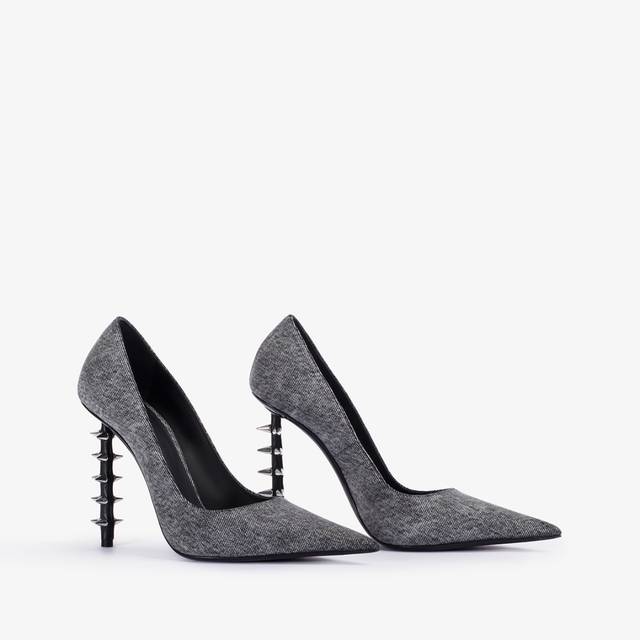 Le Silla Décolleté denim nera con borchie Pezzi Unici