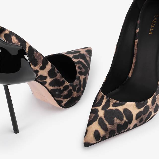 Le Silla Décolleté raso stampa leopardata Vendita Calda