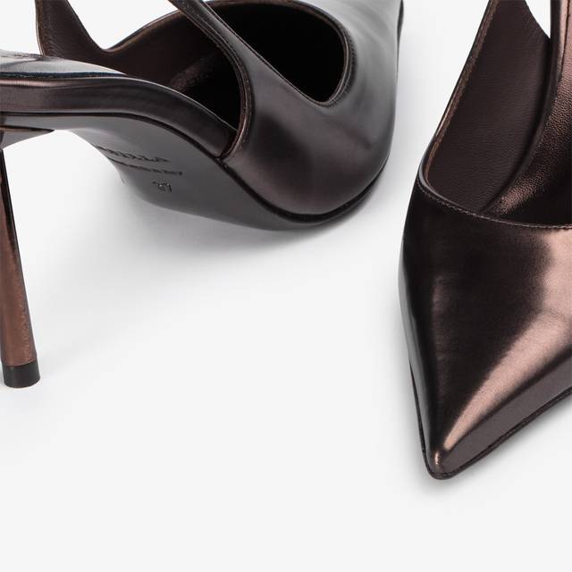 Le Silla Slingback metallizzata marrone fondente Offerta