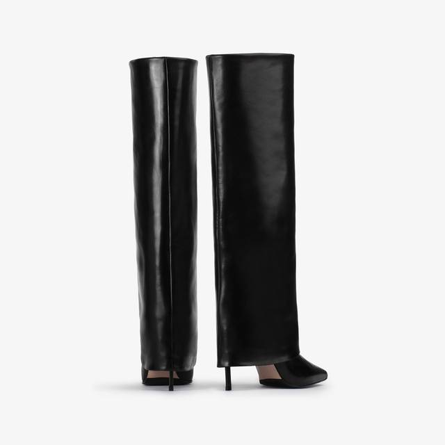 Le Silla Stivale con risvolto nappa nero Saldi