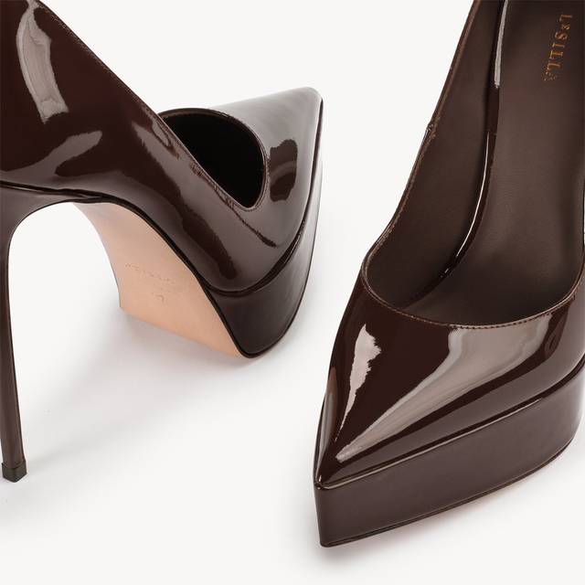 Le Silla Décolleté con plateau vernice marrone fondente 2025