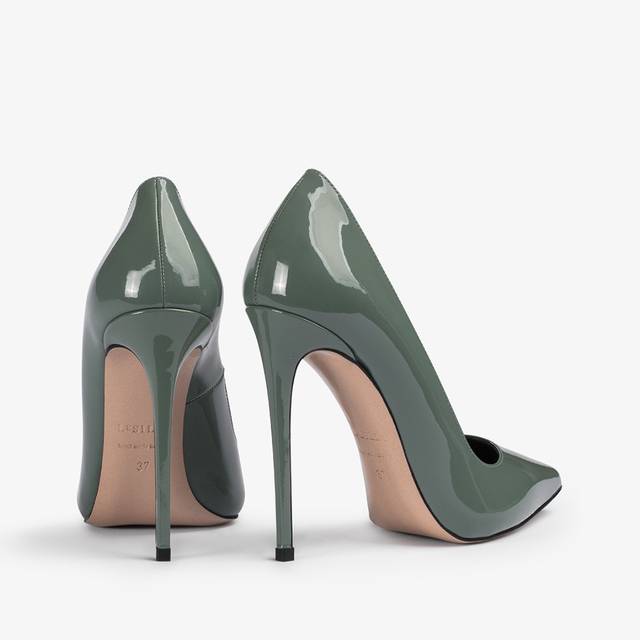 Le Silla Décolleté vernice verde polvere 2025