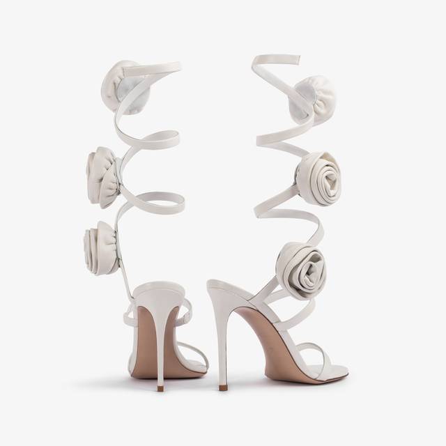 Le Silla Sandalo pelle bianco carta e rose Acquista Ora