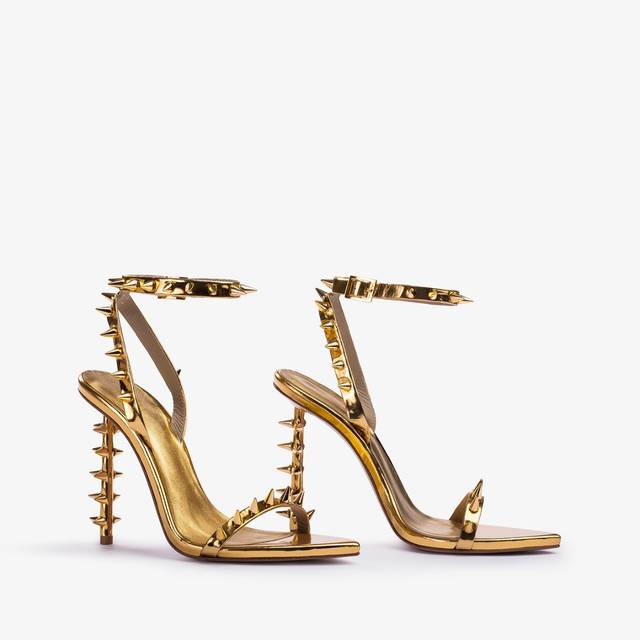Le Silla Sandalo metallizzato oro pepita con borchie Negozi Online