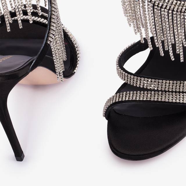 Le Silla Sandalo raso nero con frange argento Vendite Flash