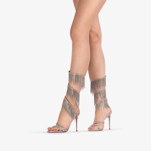 Le Silla Sandalo raso argento con frange argento Negozio