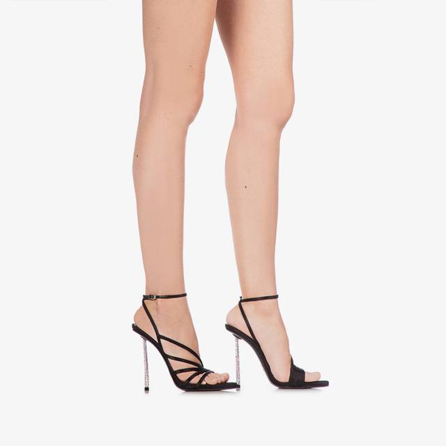 Le Silla Sandalo raso nero Nuovo