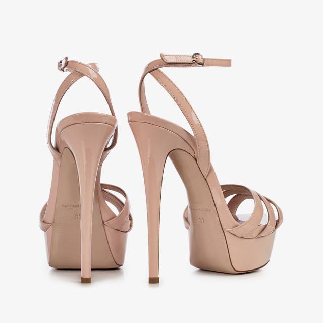 Le Silla Sandalo vernice nude skin Sottocosto