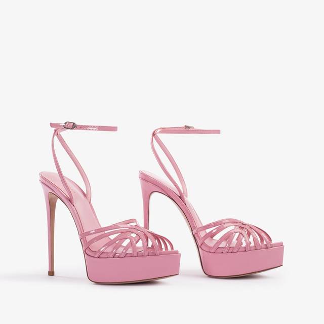 Le Silla Sandalo con plateau vernice rosa dea Saldi Di Fabbrica