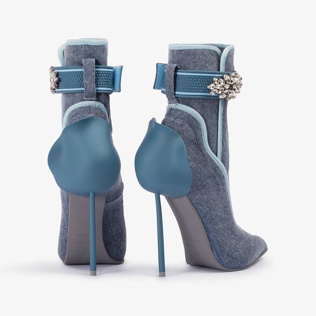 Le Silla Stivaletto denim stretch blu con Cristalli argento 50% di sconto con spedizione gratuita