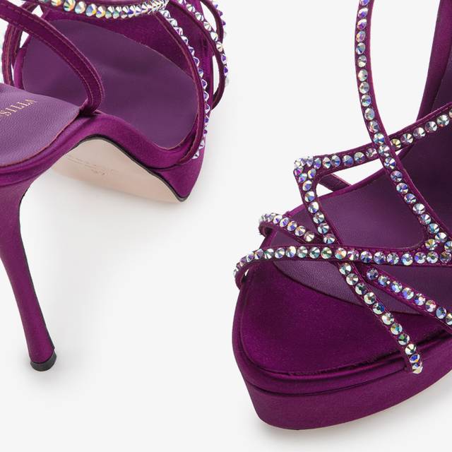 Le Silla Sandalo con plateau raso viola grape Rilascio limitato