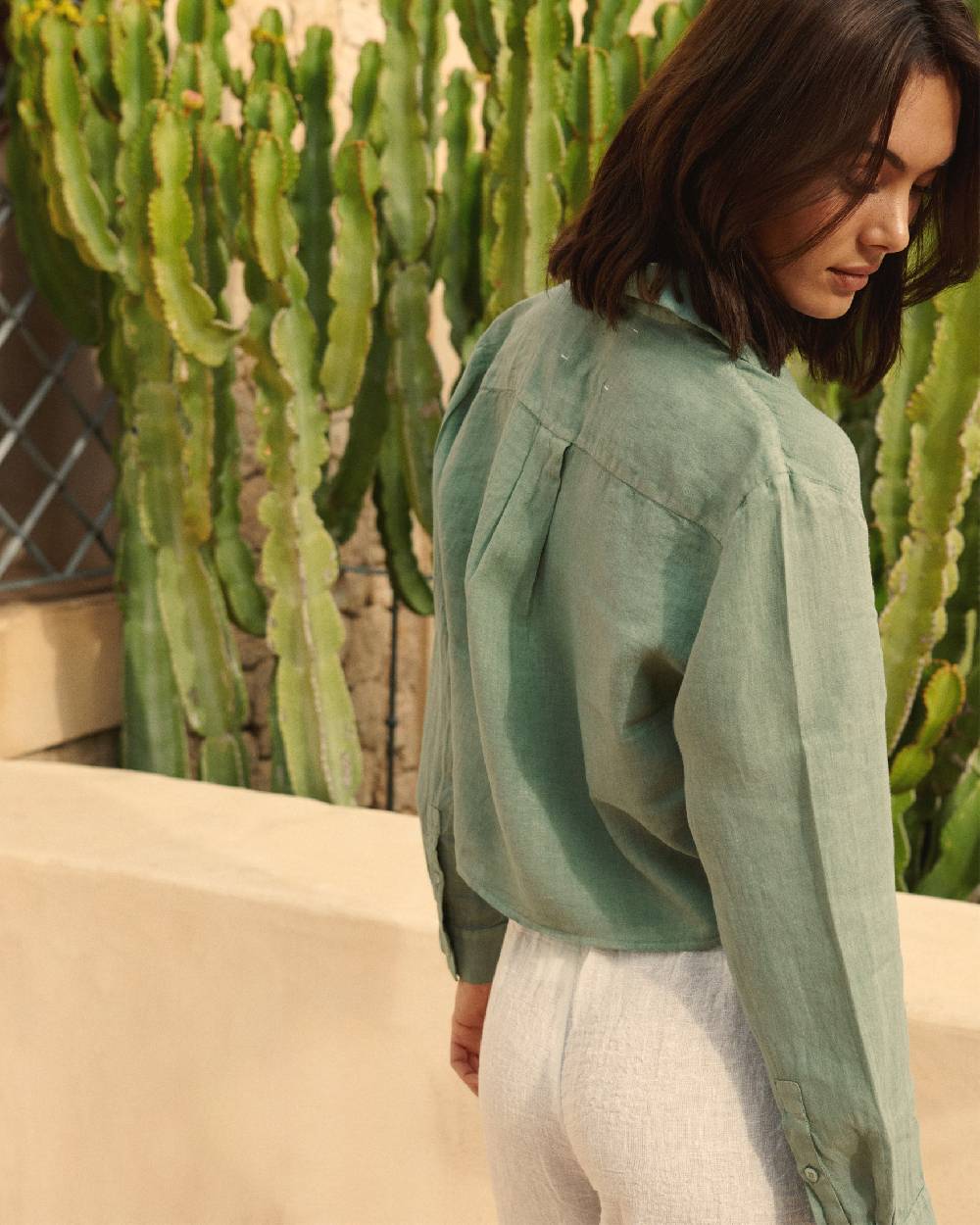 Manebí Linen Santos Shirt - Mineral Green Novità