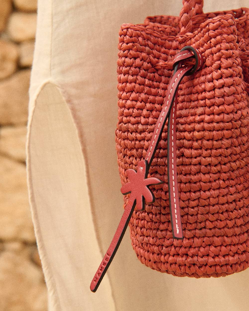 Manebí Raffia Beach Bucket Mini - Rust Pezzi Unici