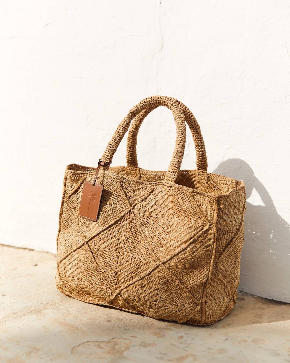 Manebí Raffia Crochet Sunset Bag Large - Tan Prezzo di fabbrica