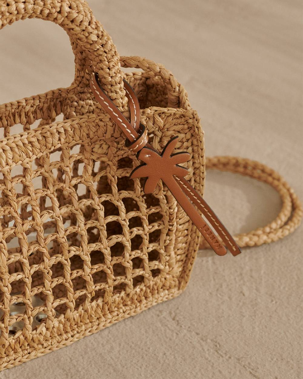 Manebí Natural Raffia Sunset|Bag Mini Net - Palm Leather Tag Tan Moda