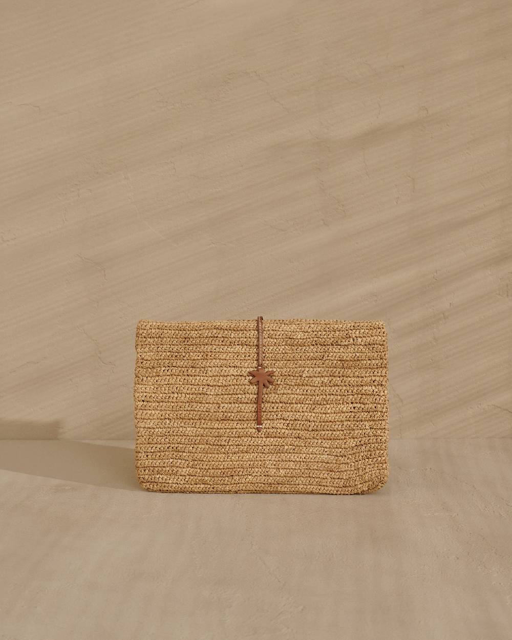 Manebí Raffia Clutch - Leather Palm Tan Qualità