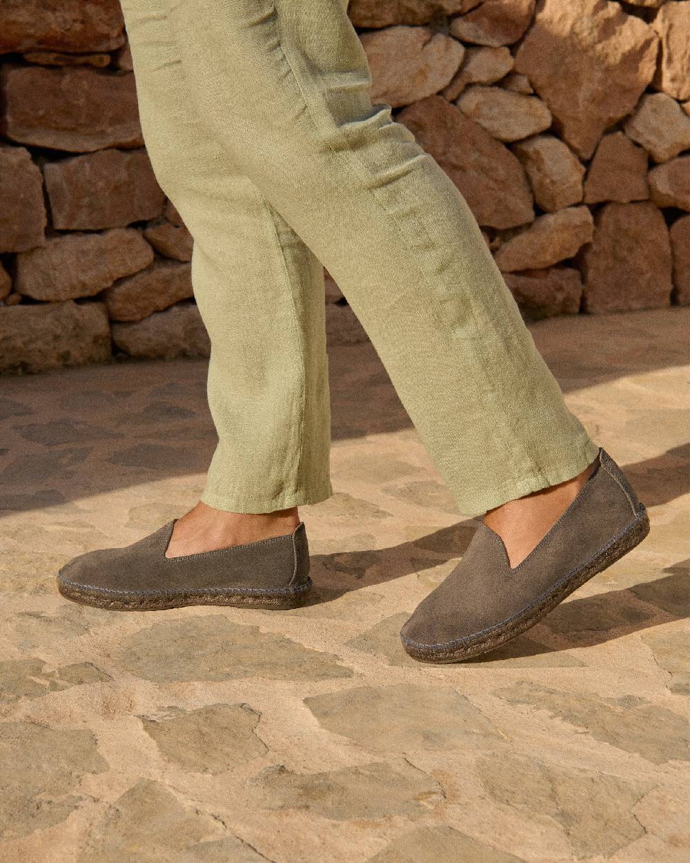 Manebí Espadrillas flat in pelle scamosciata - Hamptons - Carbon Grey ton sur ton In Linea