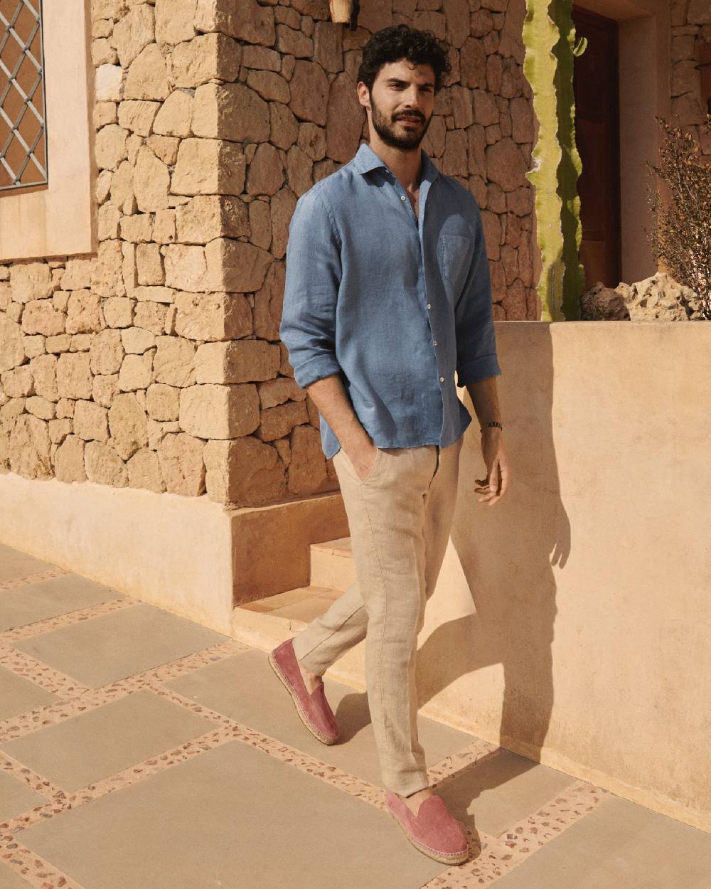 Manebí Washed Linen Panama Shirt - Embroidered Palm Navy Blue Grande vendita