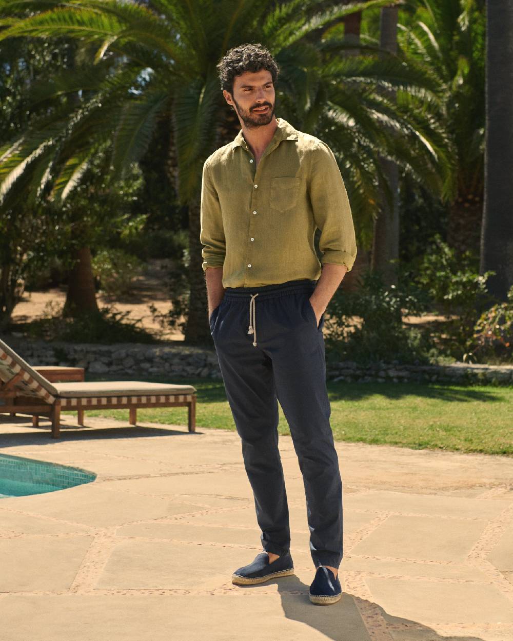 Manebí Linen Panama Shirt - Embroidered Palm Kaki Green Negozio
