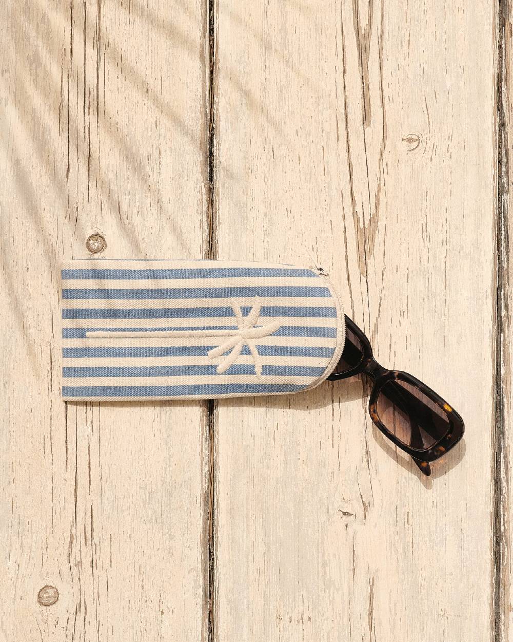 Manebí Canvas Sunglasses Case - Portofino White \u0026 Indigo Stripes Shopping Online