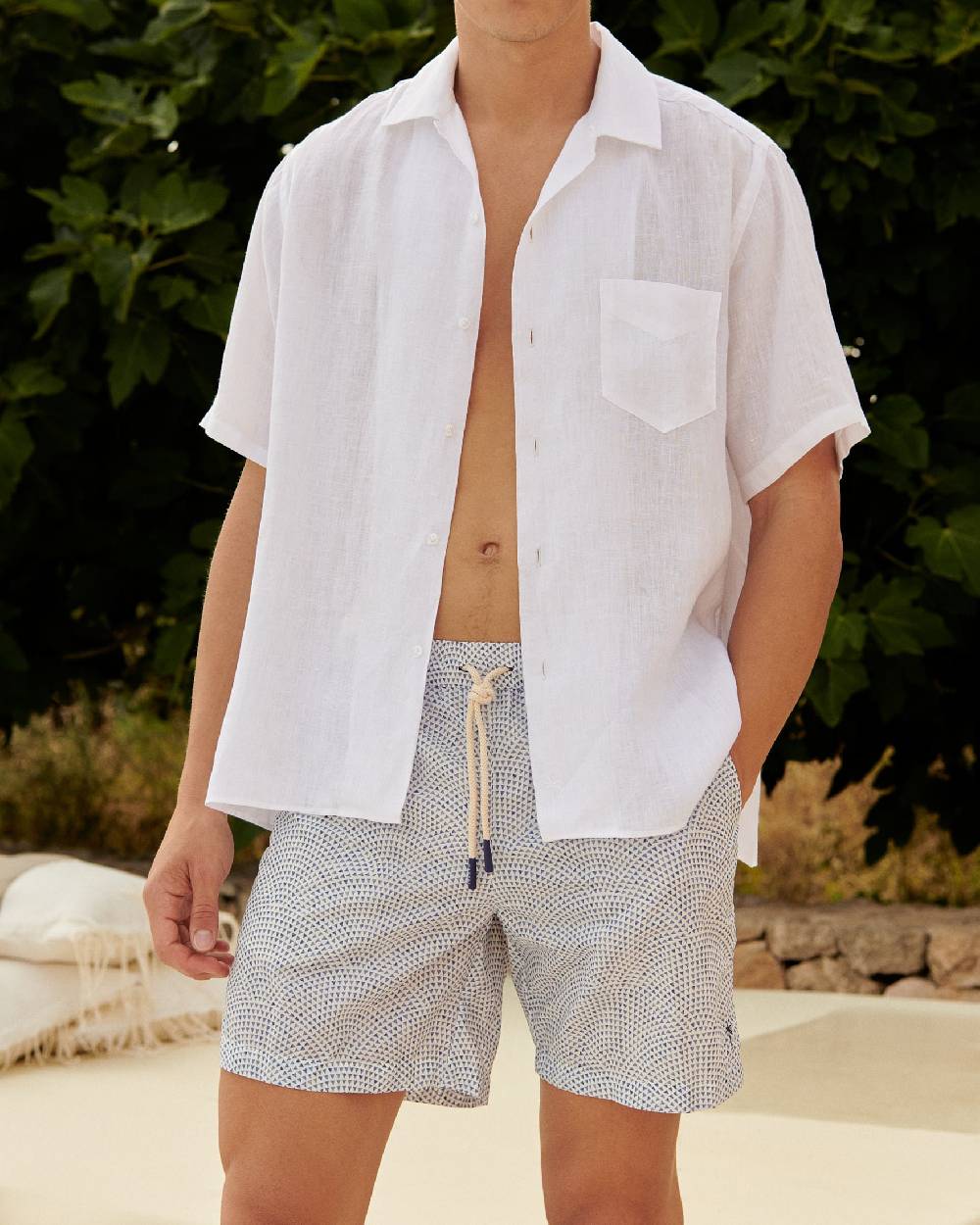 Manebí Printed Radial Triangles Swim Shorts - Recycled Ultra Light White \u0026 Triangles Spedizione Gratuita