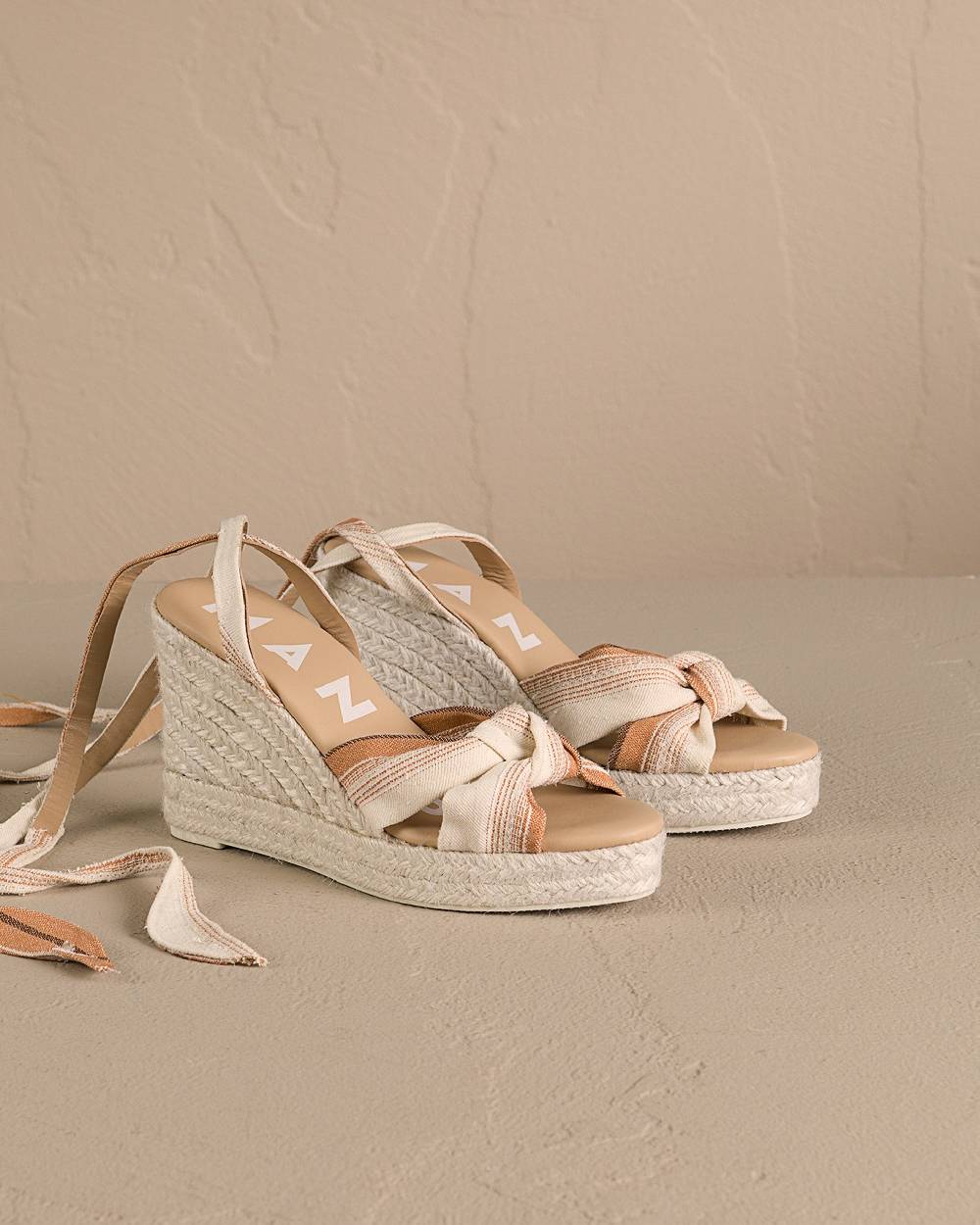 Manebí Cotton Linen And Silk Raw Fabric|Wedge Espadrilles With Knot - Rust Macro Stripe Sottocosto