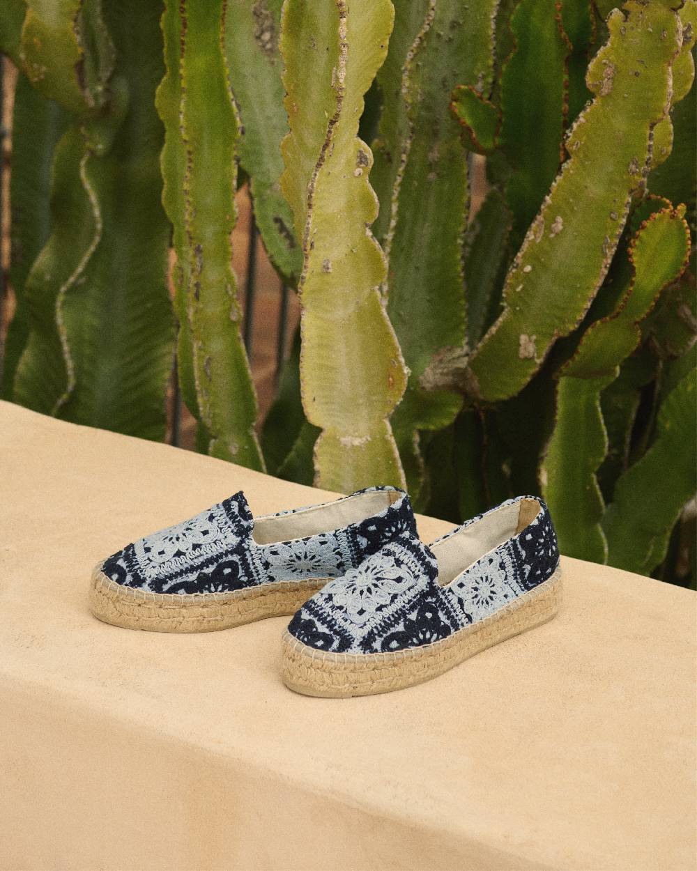 Manebí Cotton Crochet|Double Sole Espadrilles - Indigo \u0026 Navy Blue Offerta