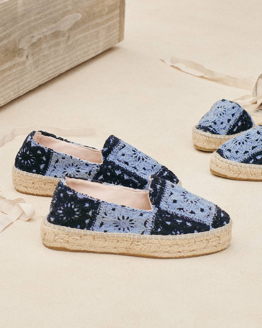 Manebí Cotton Crochet|Double Sole Espadrilles - Indigo \u0026 Navy Blue Offerta