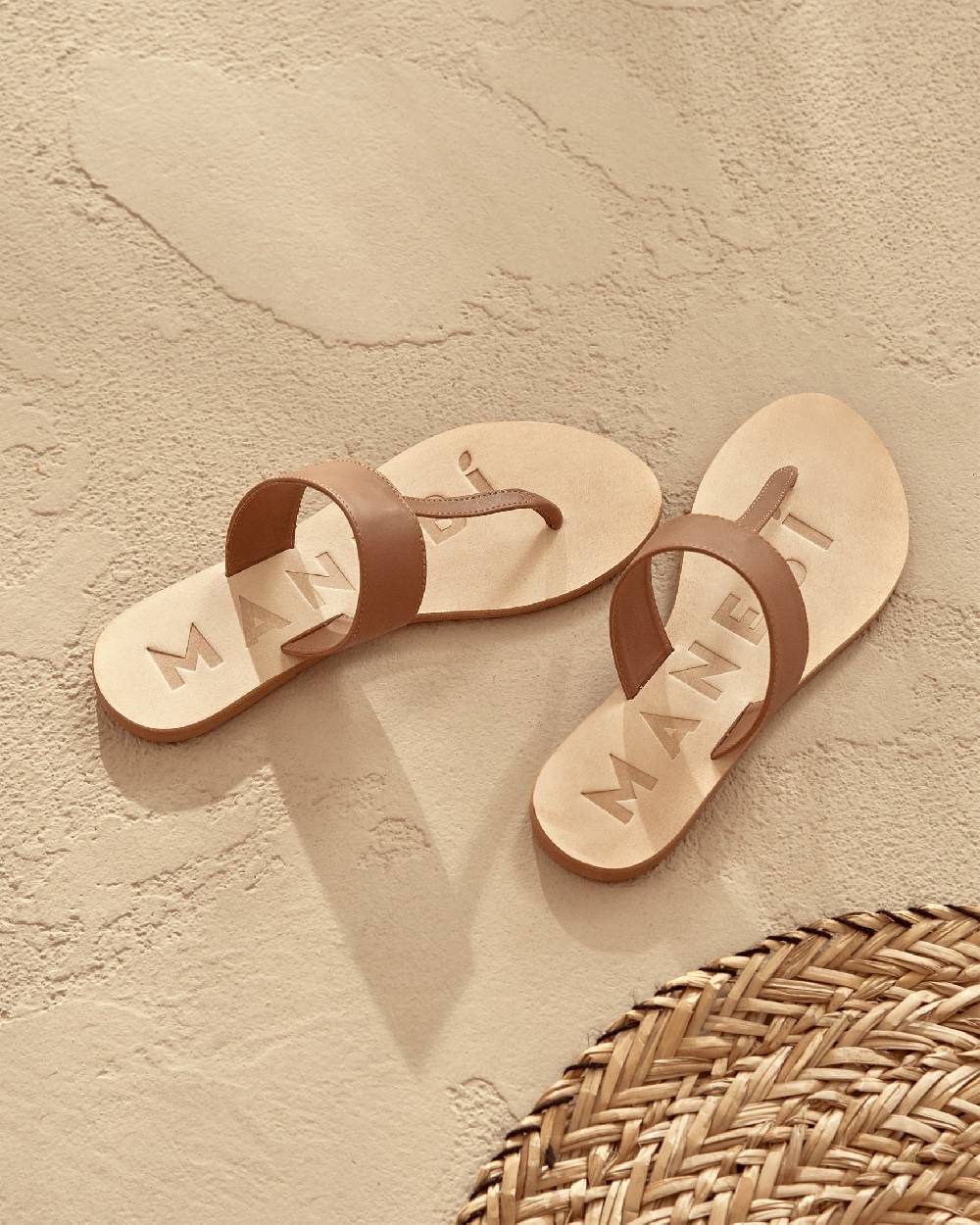 Manebí Leather Sandals - Canyon Tan Thongs I Più Venduti