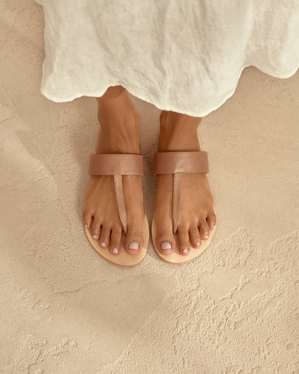 Manebí Leather Sandals - Canyon Tan Thongs I Più Venduti