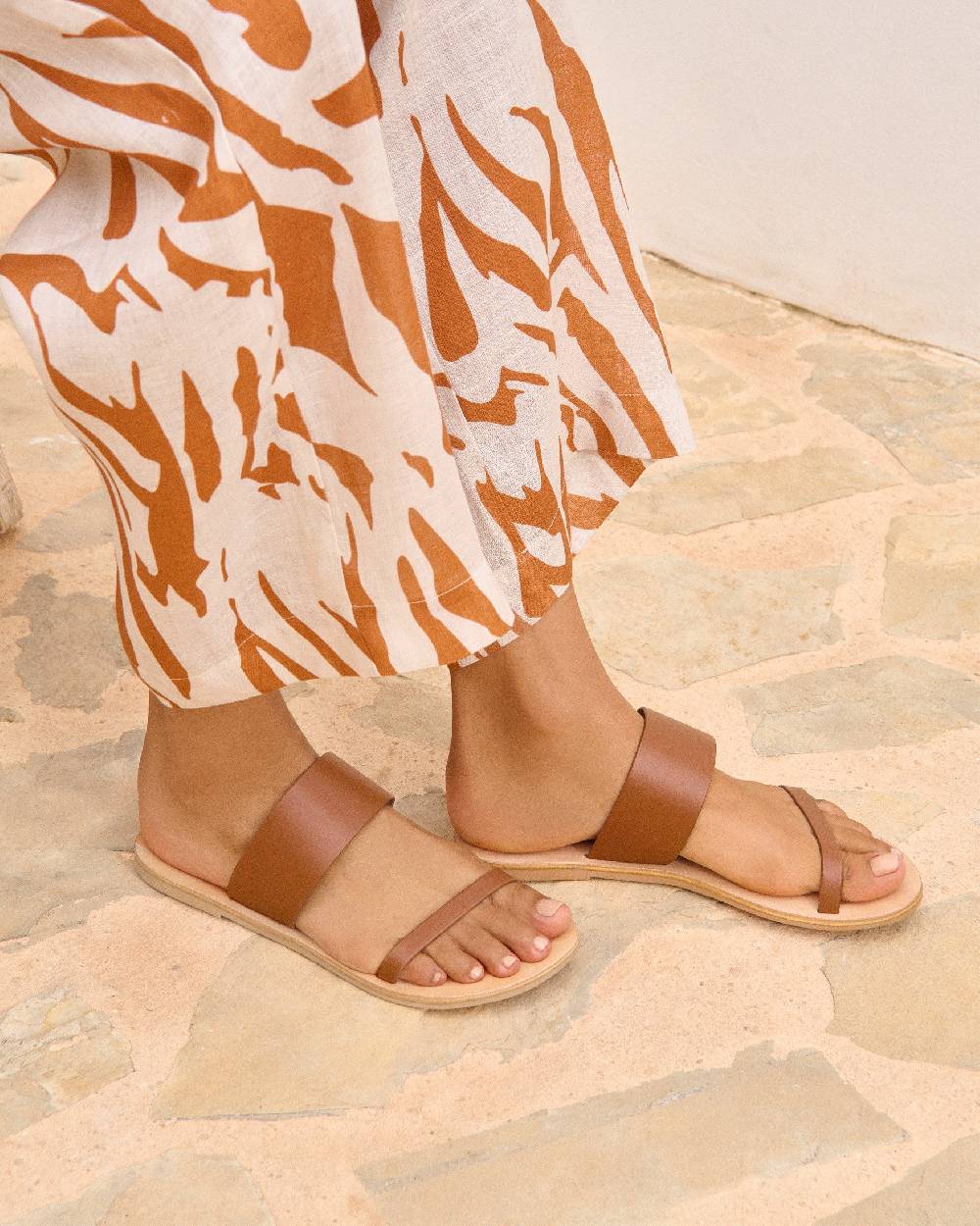 Manebí Leather Two Bands Sandals - Tan Negozio