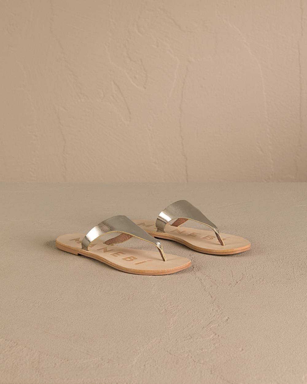Manebí Leather Thongs Sandals - Platinum Nuova