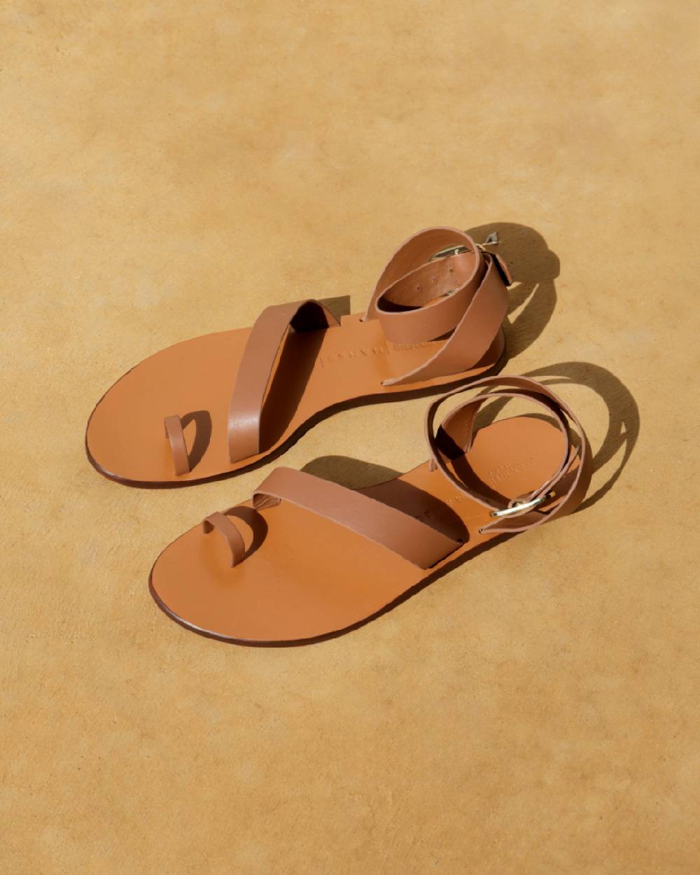 Manebí Sandali Chloe Stile Gladiatore in Pelle - Tan Acquista Ora