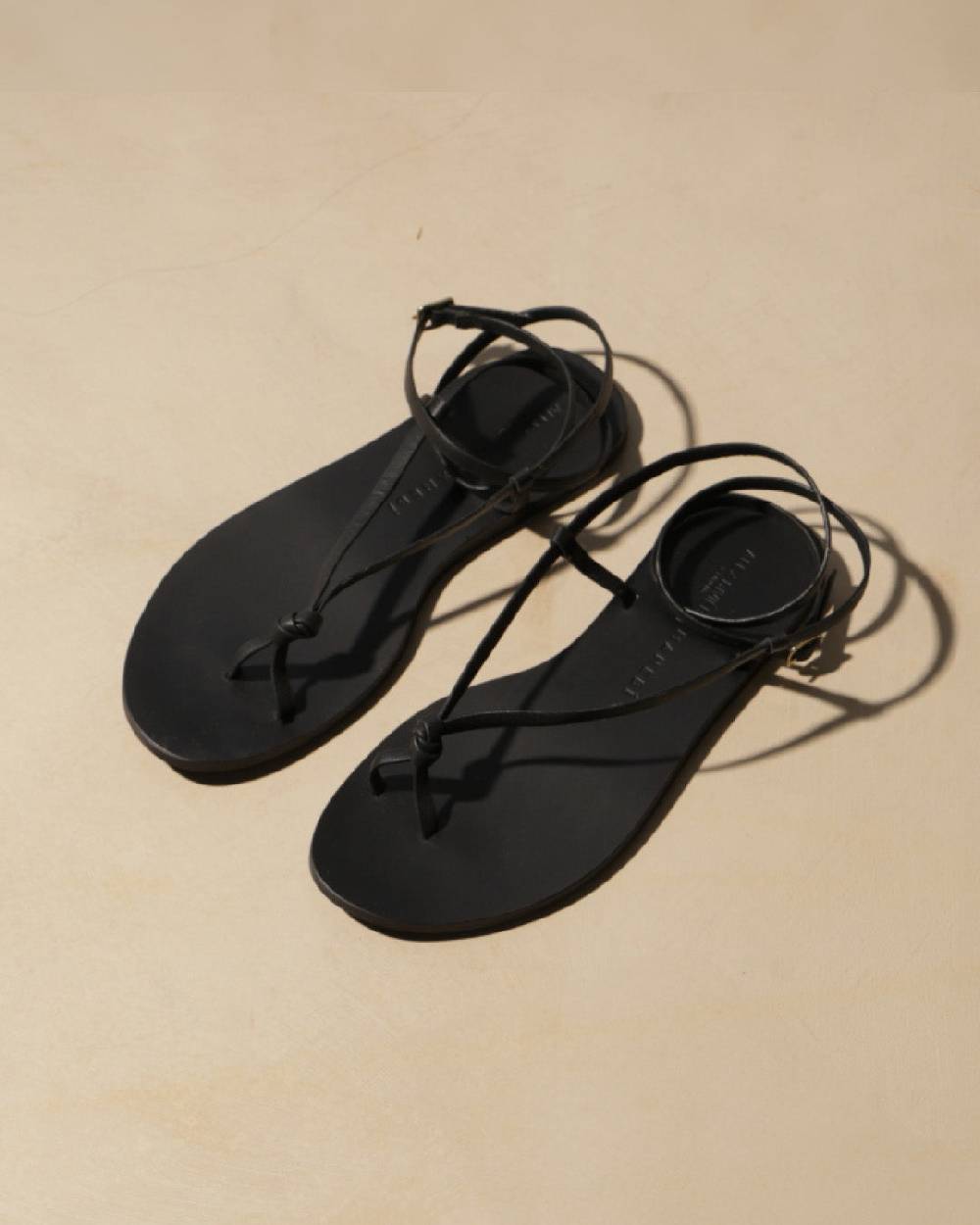 Manebí Sandali Kate in Pelle con Nodo - Black Promozione Limitata