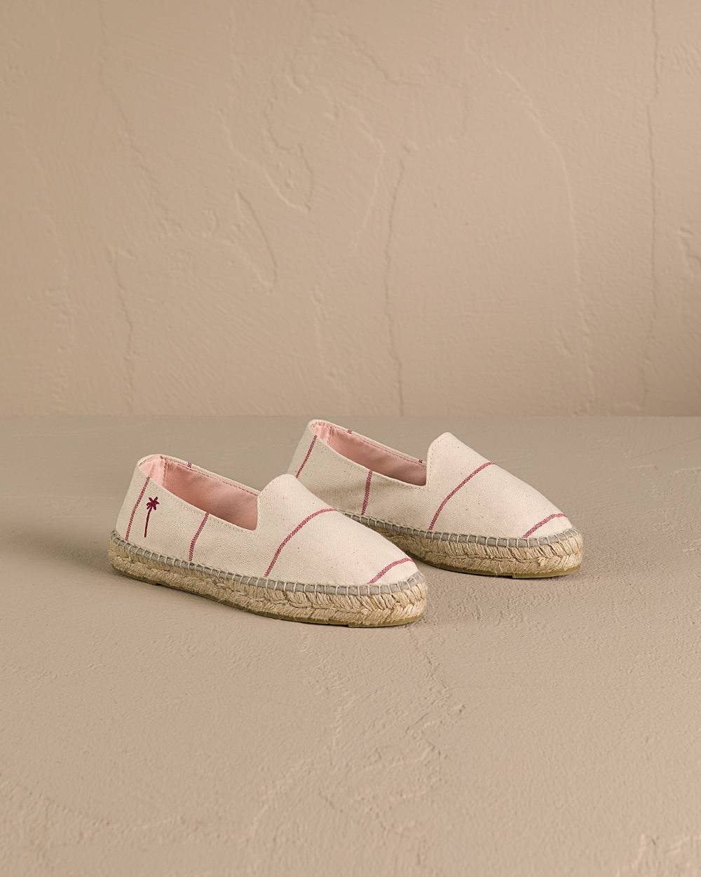 Manebí Woven Canvas Flat Espadrilles - Red Micro Stripes On Beige In Vendita