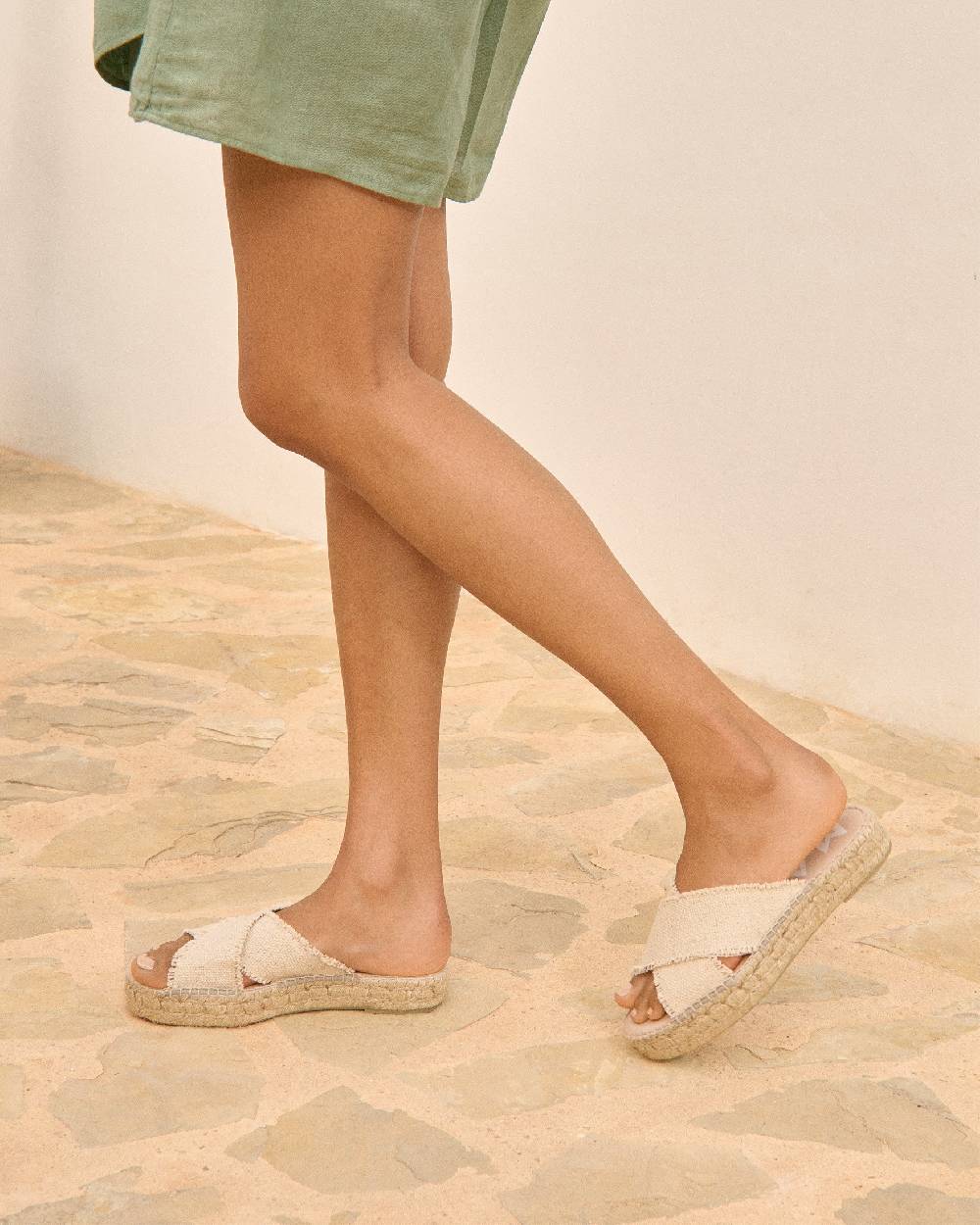 Manebí Coarse Woven Canvas Crossed Bands|Double Sole Sandals - Natural Saldi