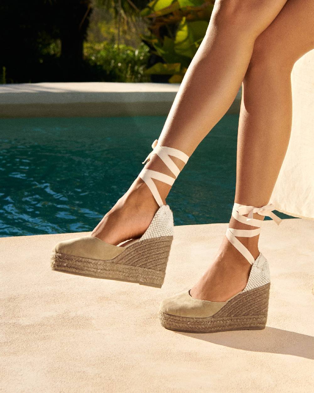 Manebí Soft Suede Wedge Espadrilles - Hamptons Vintage Taupe On Tone 2025