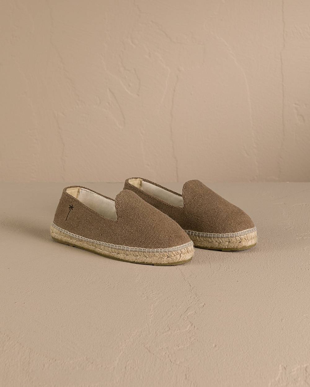 Manebí Coarse Woven Canvas Espadrilles - Vintage Taupe 2025