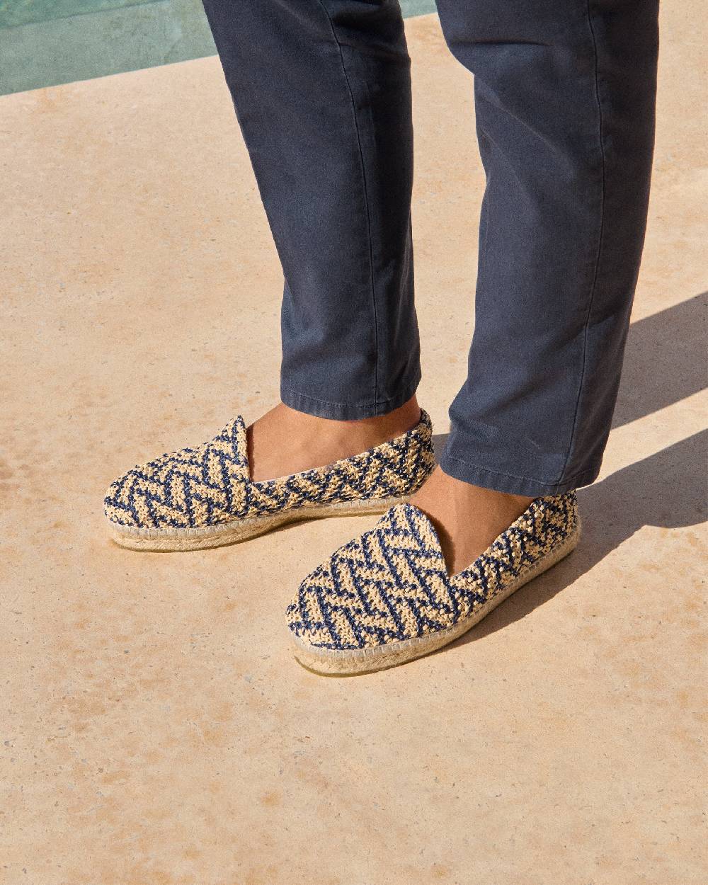 Manebí Raffia Zig Zag Espadrilles - Navy Blue And Natural Spedizione Gratuita