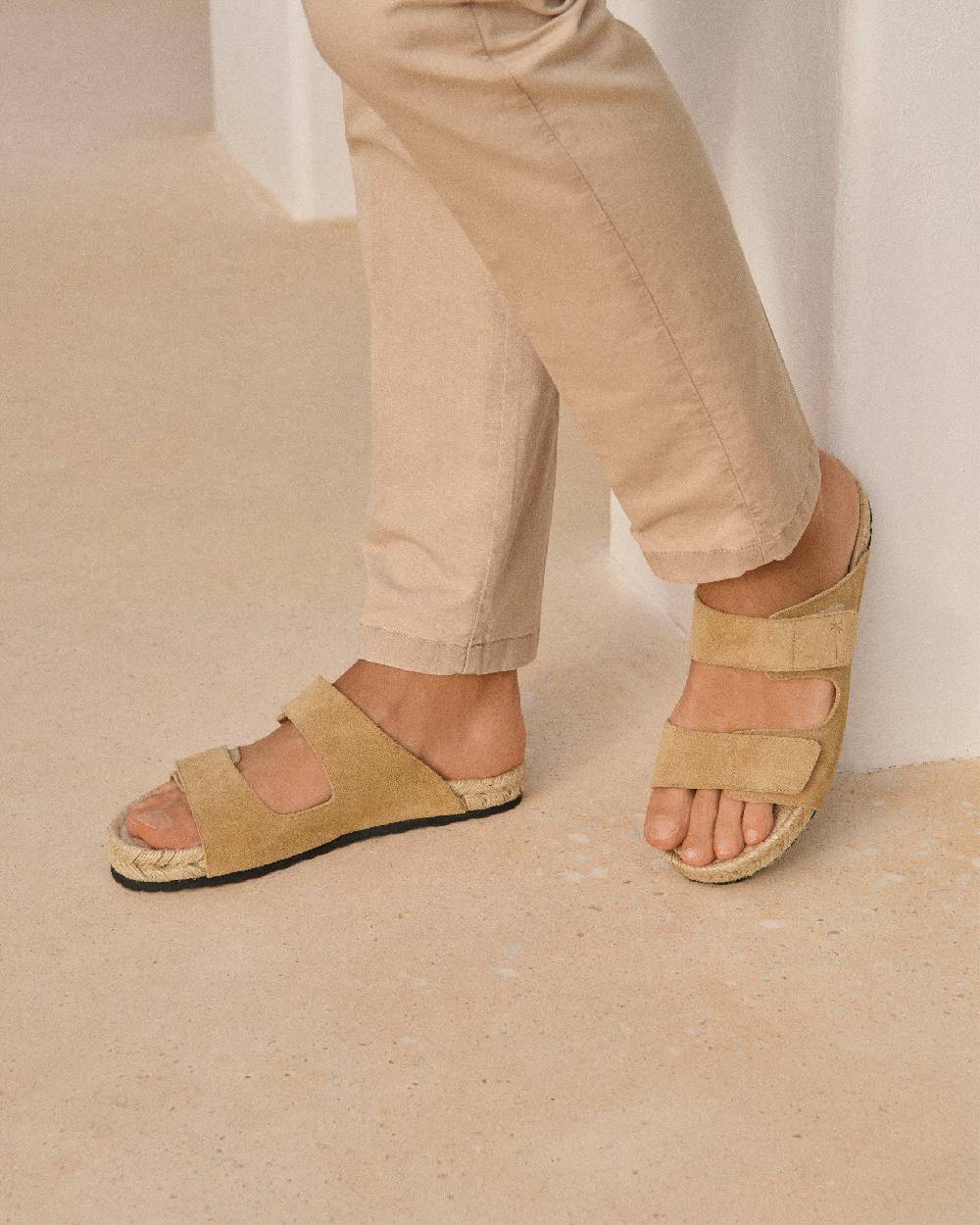 Manebí Suede Strap Nordic Sandals - Washed Beige Promozione Limitata