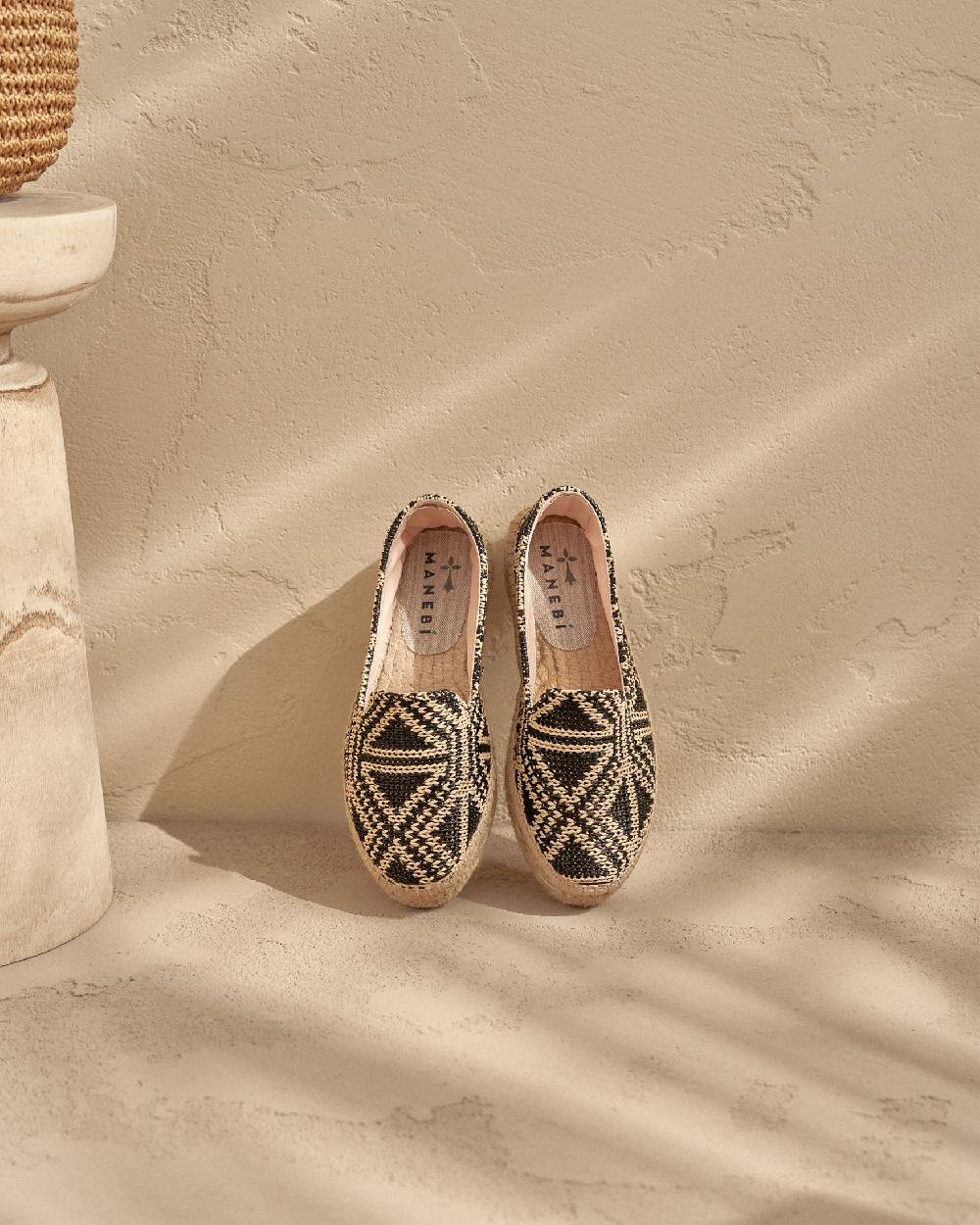 Manebí Raffia Pattern Double Sole Espadrilles - Yucatán Black Triangles On Natural Vendite Flash
