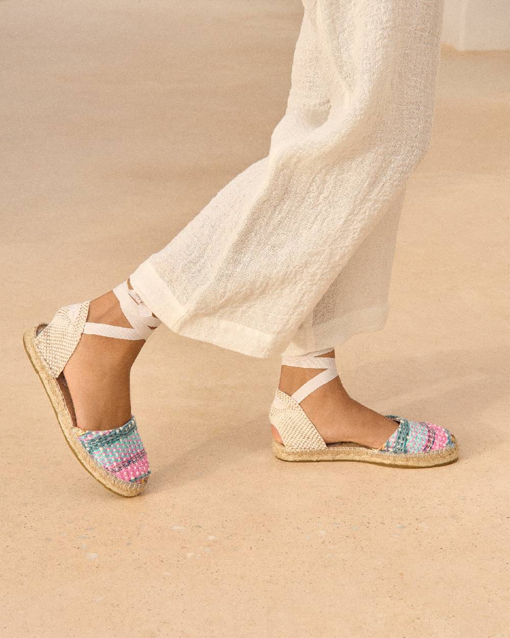 Manebí Raffia Flat Valenciana Espadrilles - Acapulco Fucsia Blue Mix Qualità